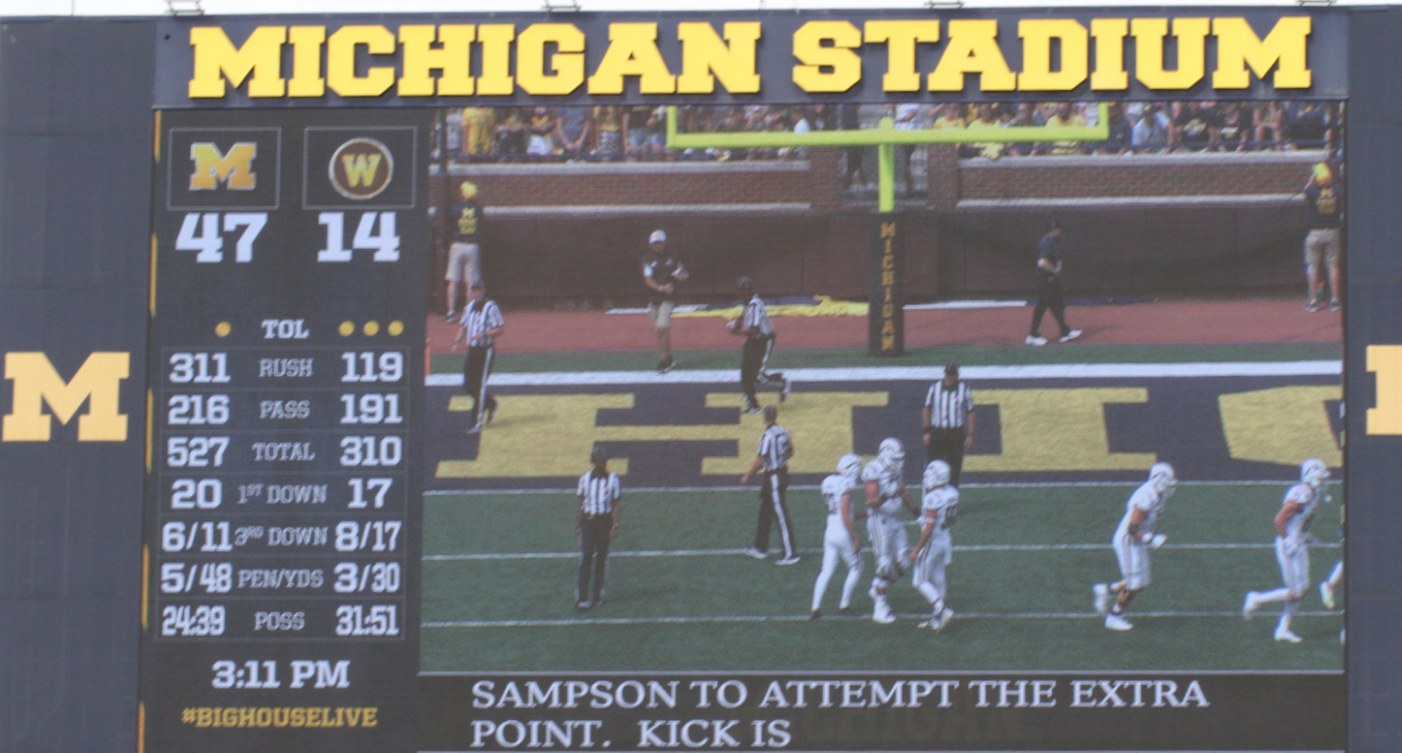 2021_01_UM41_WMU14-63